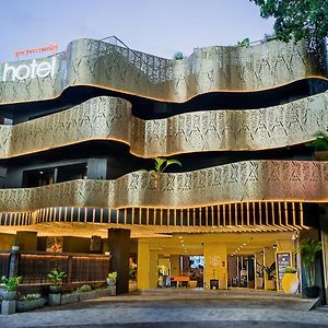 J4 Hotels Legian